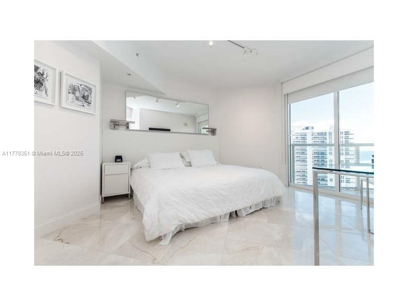16699 Collins Ave # 2406
