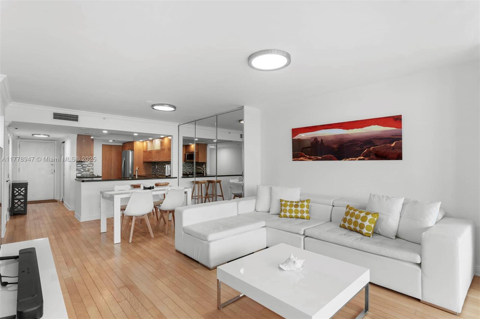 1717 N Bayshore Dr # 3137 Unit: A-3137