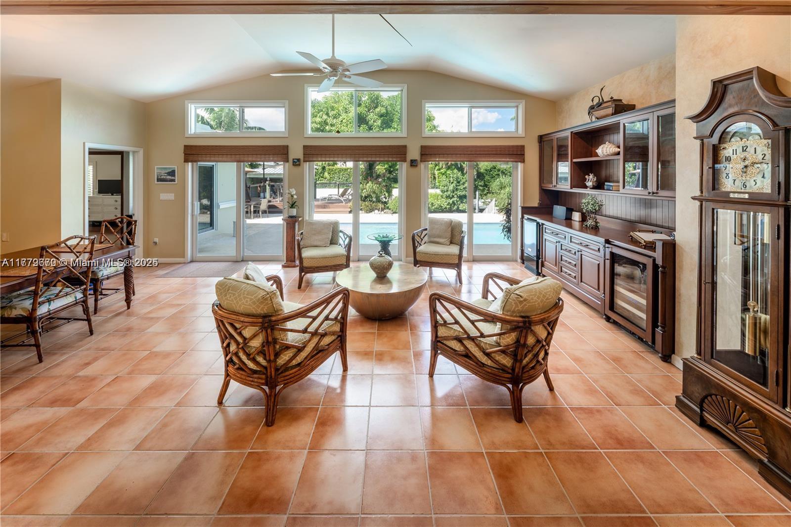 1001 S Alhambra Cir