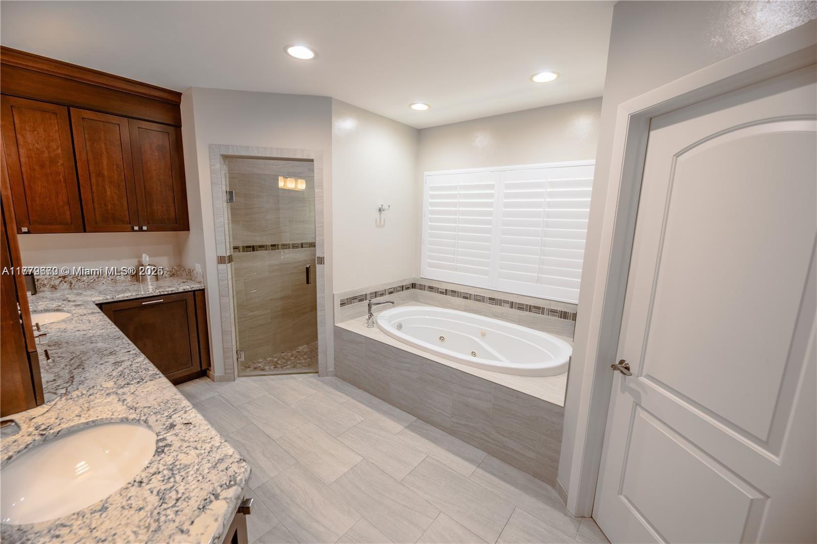 1001 S Alhambra Cir