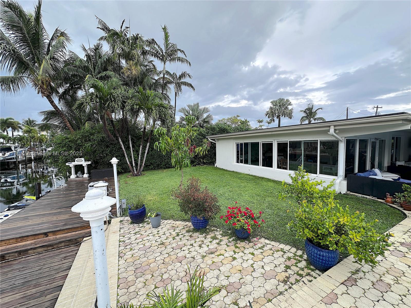 13000 Coronado Ln