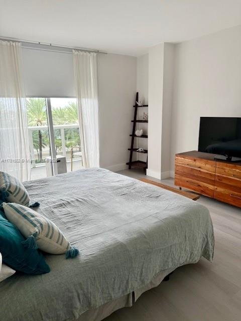 10275 Collins Ave # 429