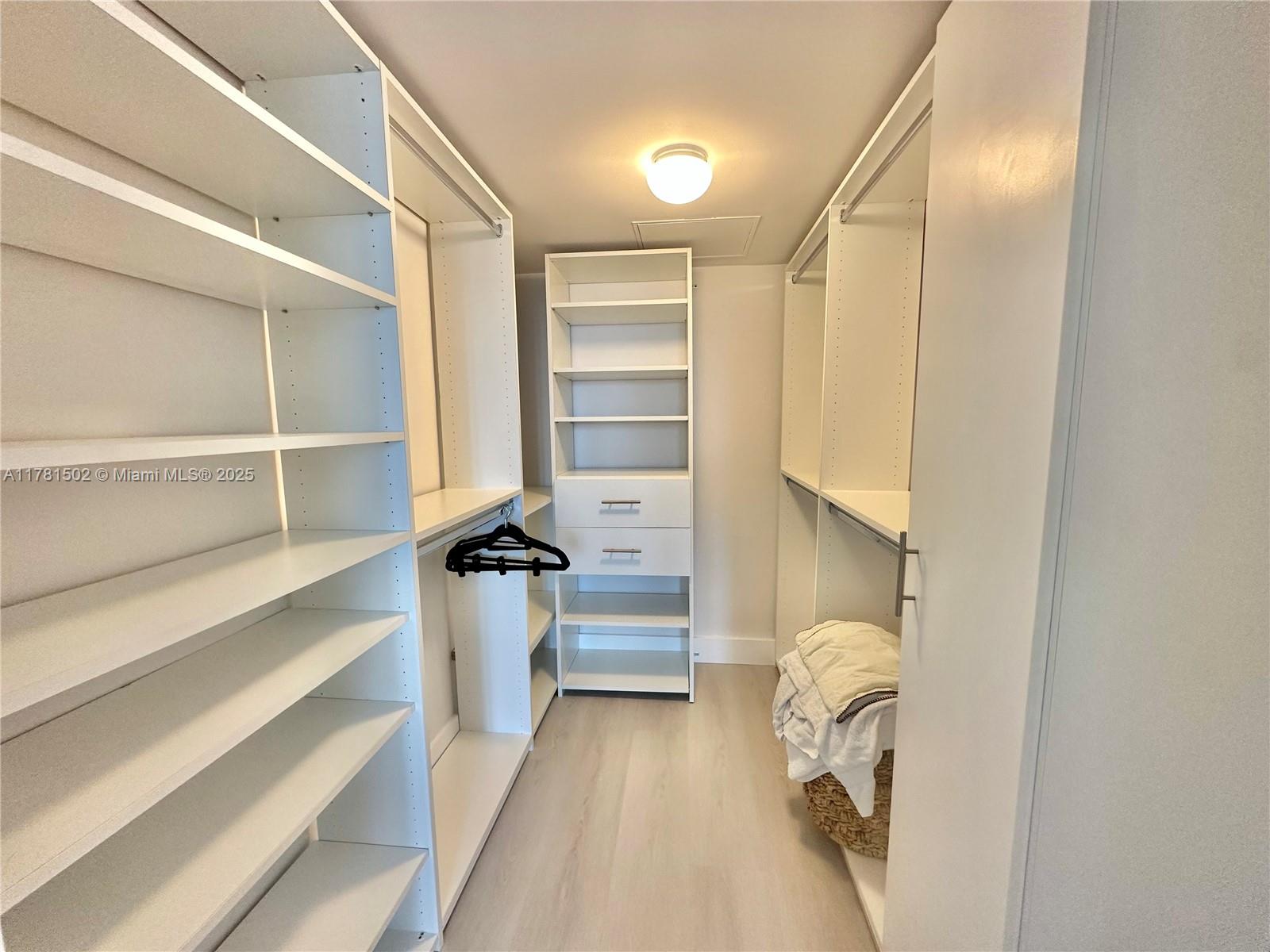 10275 Collins Ave # 429