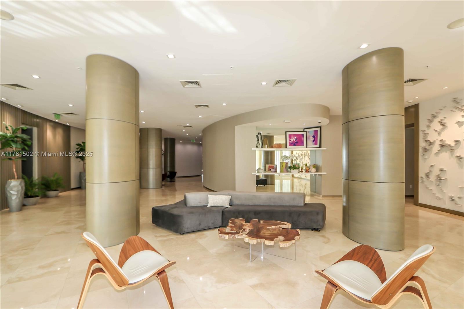 10275 Collins Ave # 429
