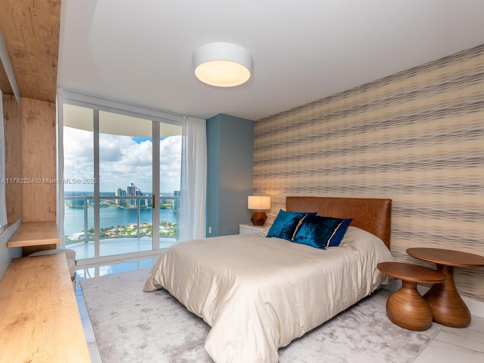 18671 Collins Ave # 3103