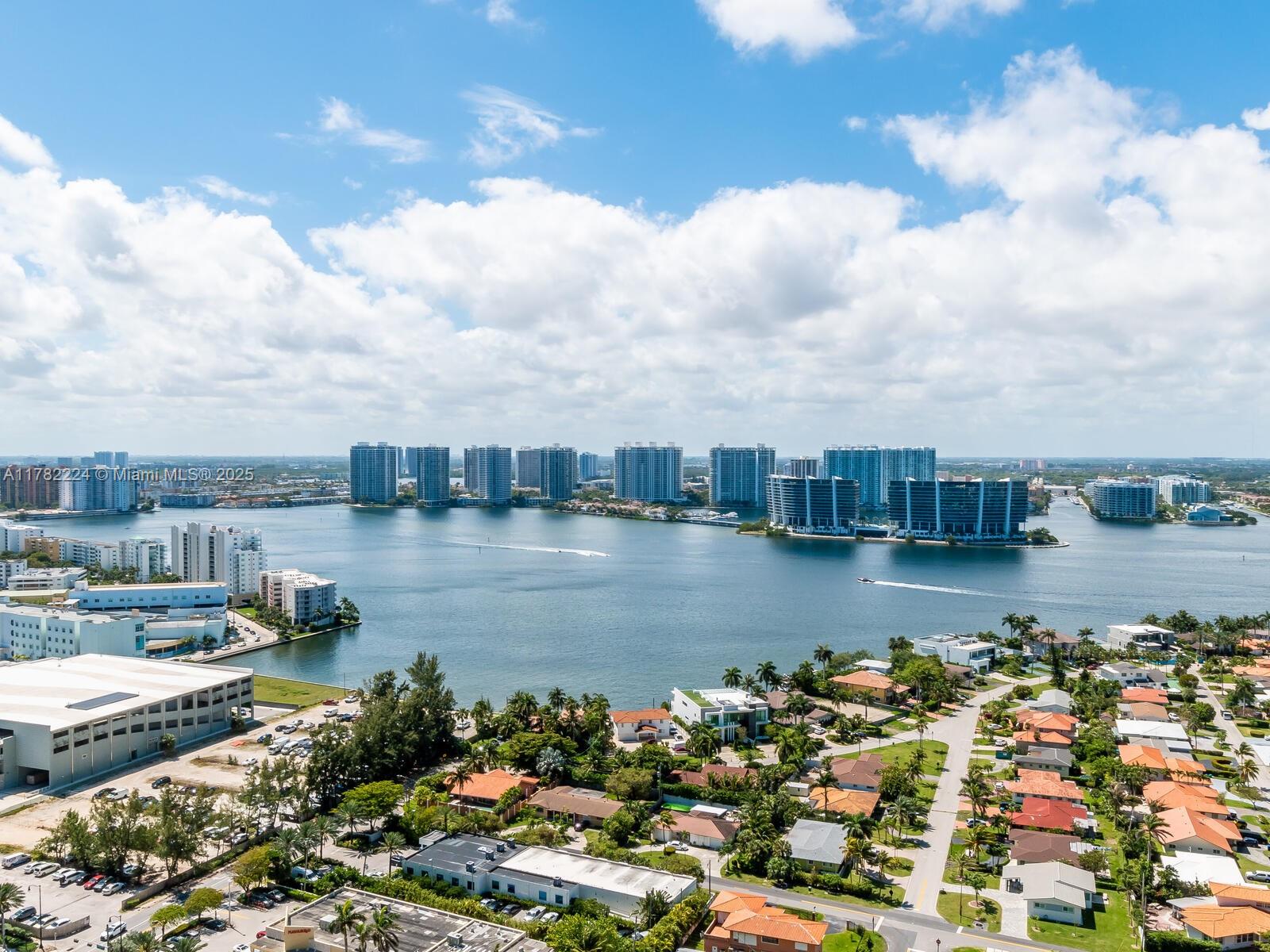 18671 Collins Ave # 3103