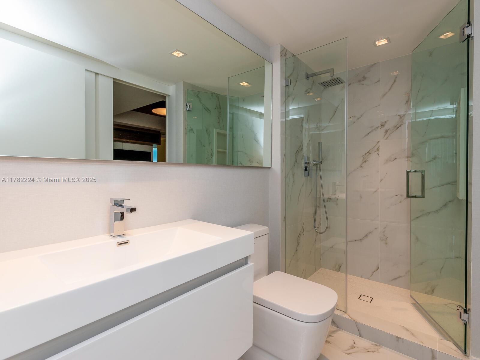 18671 Collins Ave # 3103