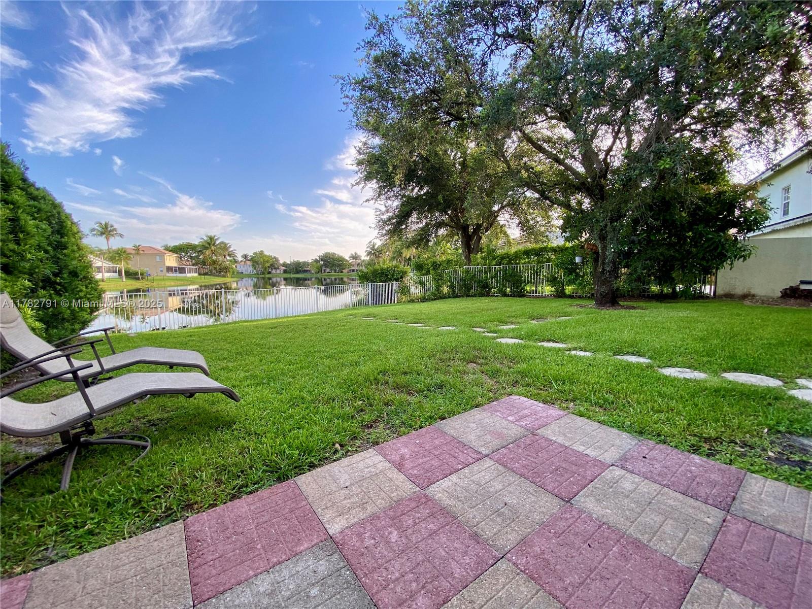 480 SW 203rd Ave # 480