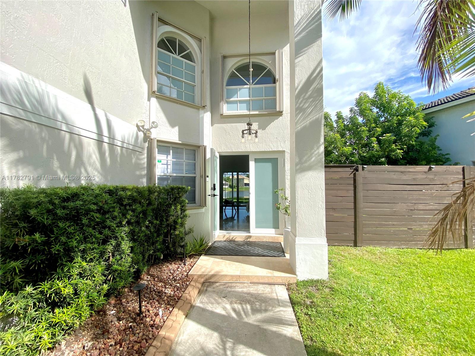 480 SW 203rd Ave # 480