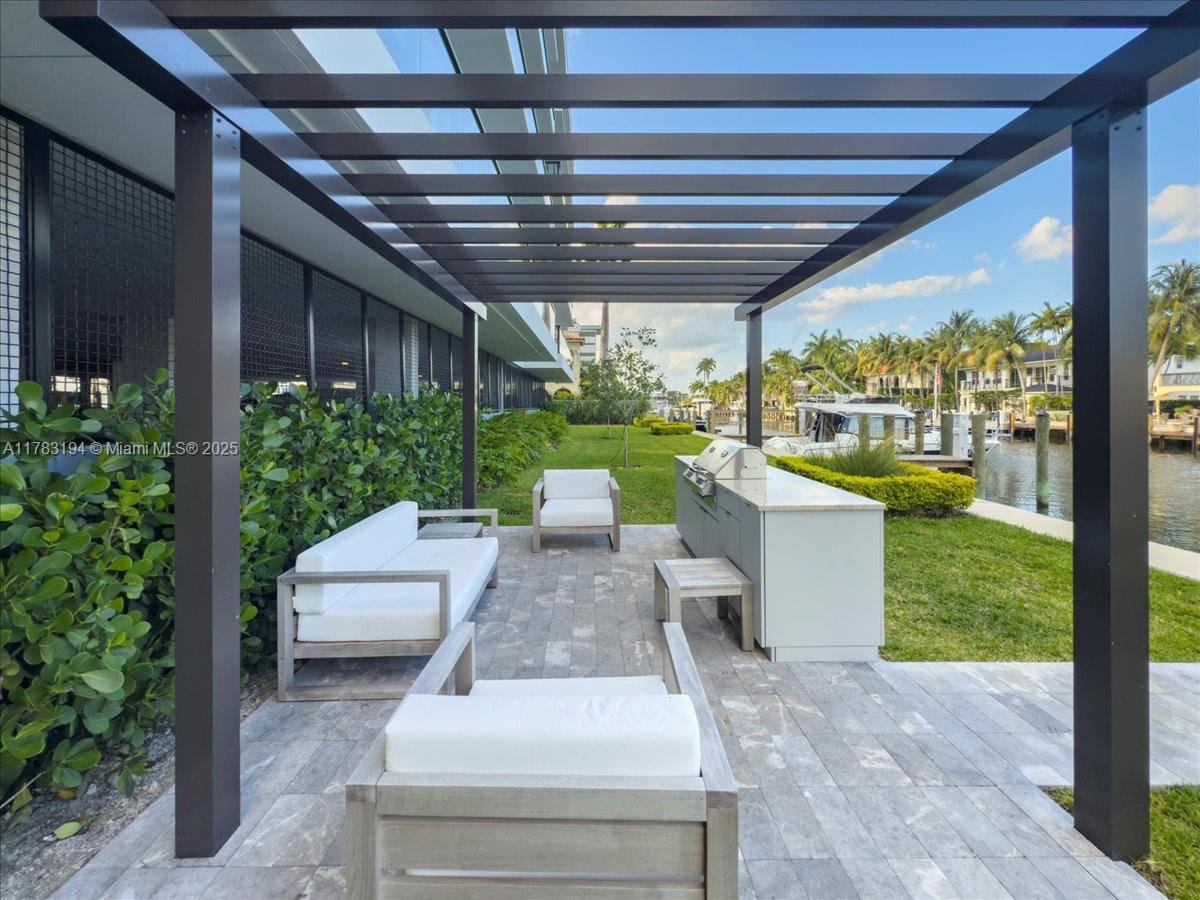 160 Isle Of Venice Dr. # 403