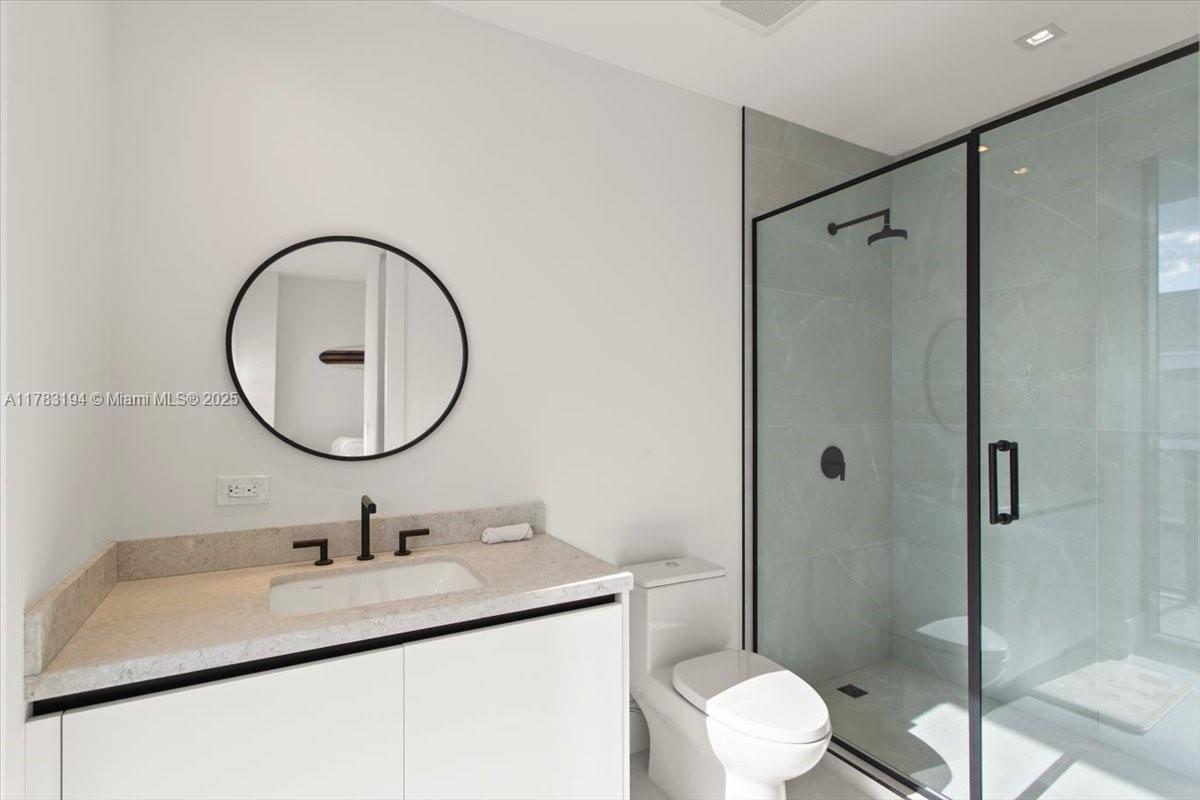 160 Isle Of Venice Dr. # 403