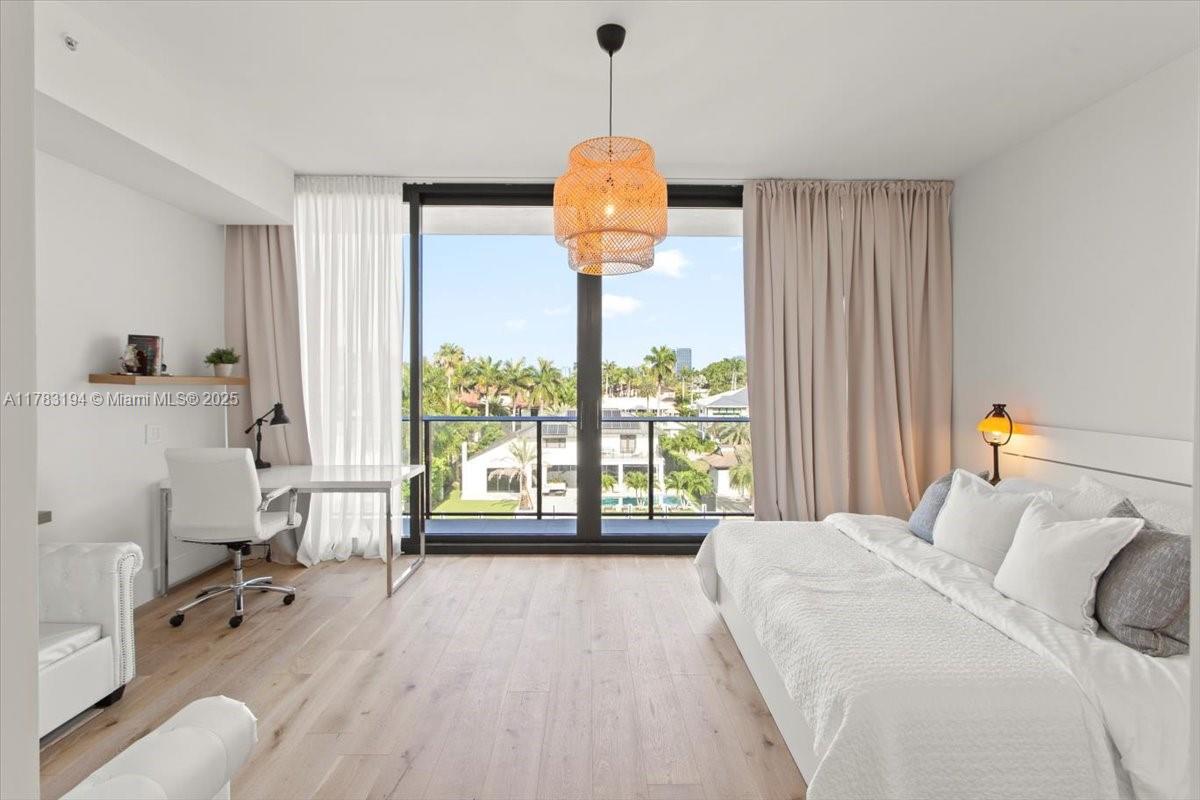 160 Isle Of Venice Dr. # 403