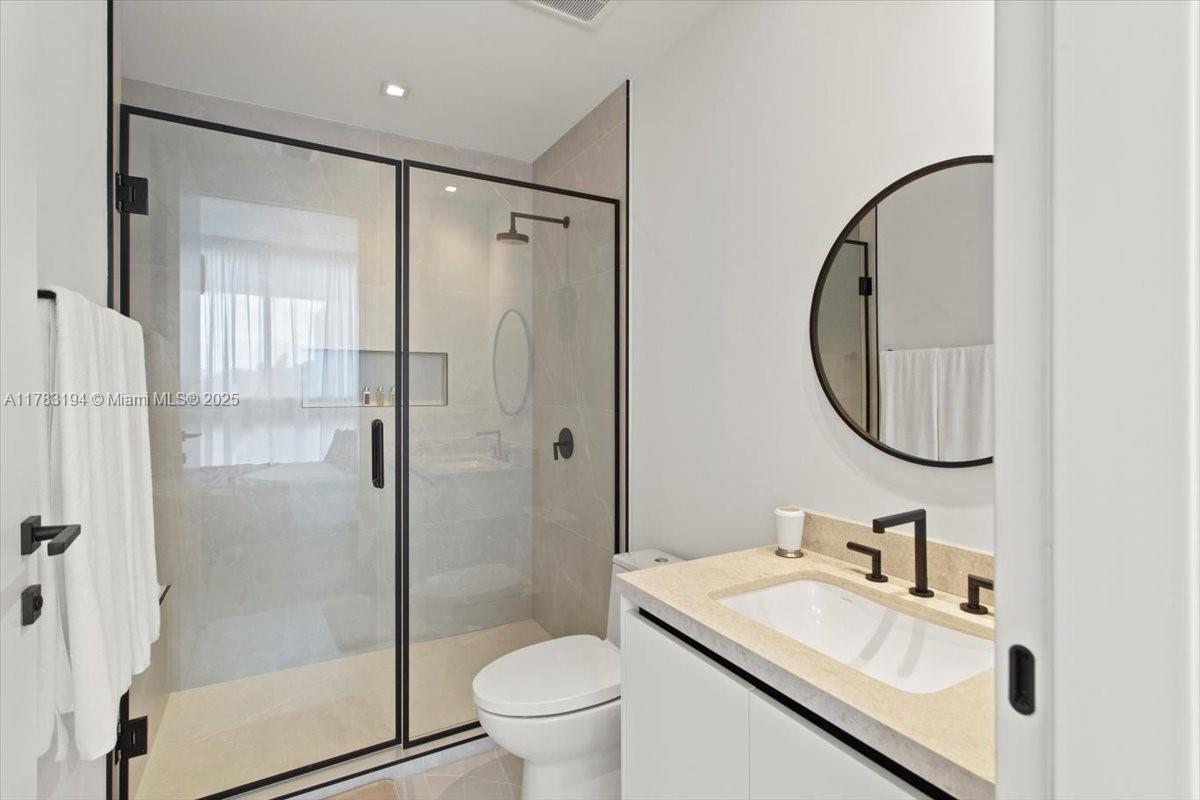 160 Isle Of Venice Dr. # 403