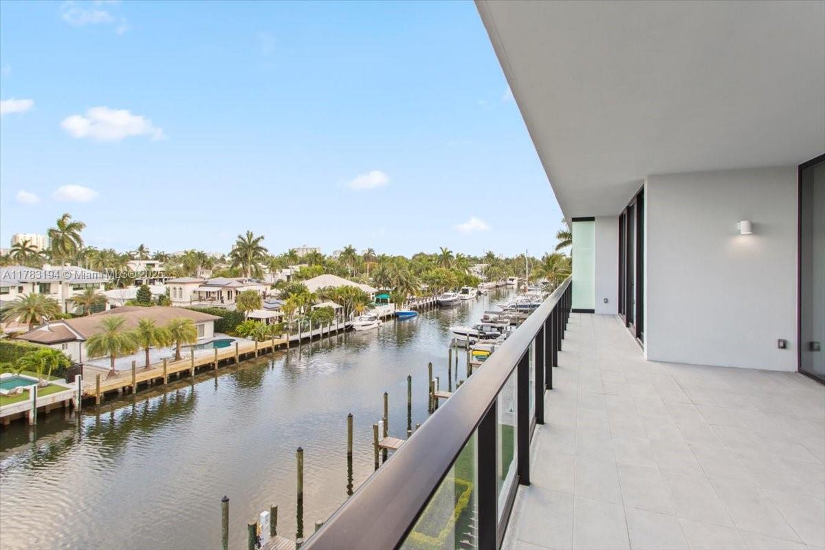 160 Isle Of Venice Dr. # 403