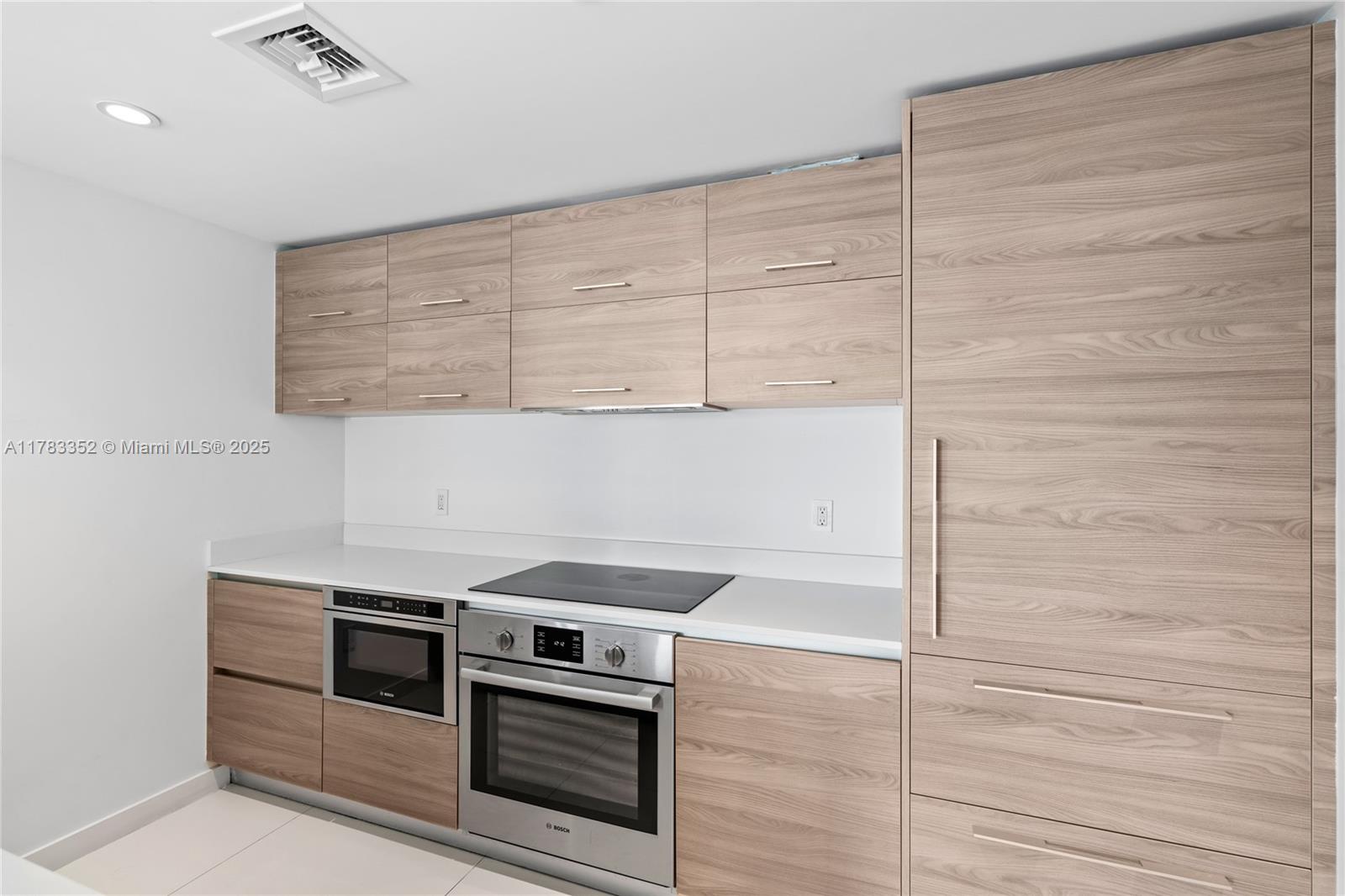 1300 S Miami Ave Unit: 1409