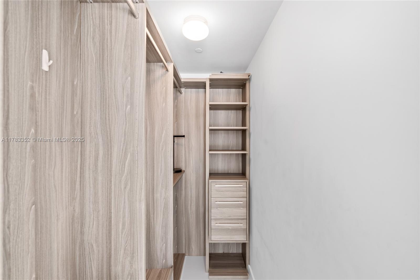 1300 S Miami Ave Unit: 1409