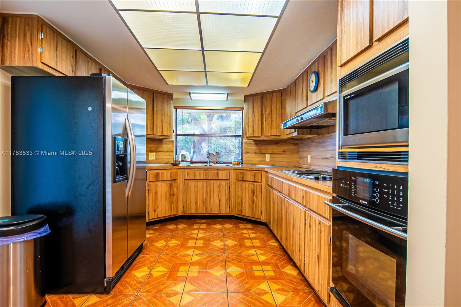 17411 NW 62 Ct