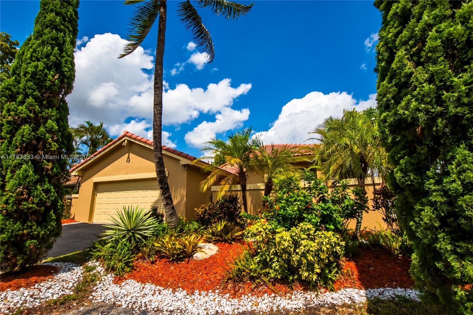 17411 NW 62 Ct