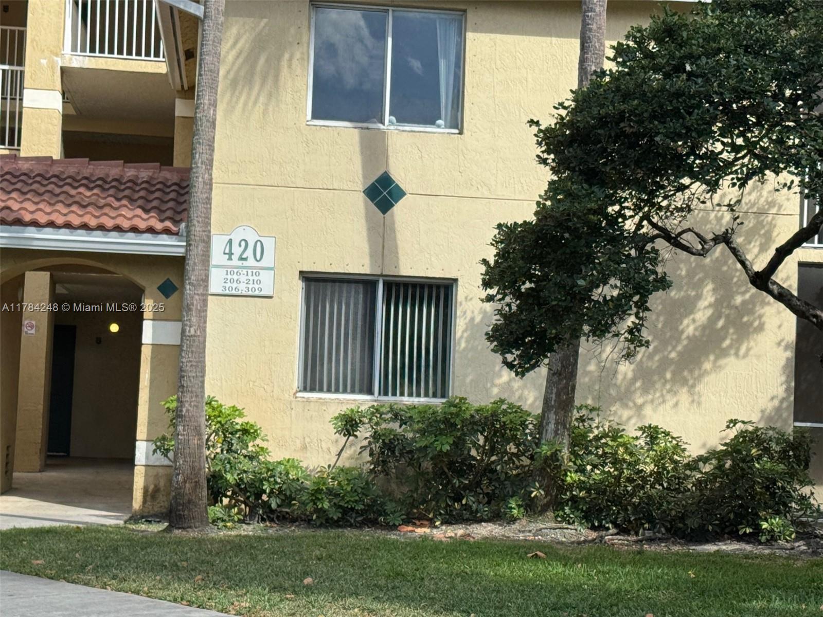 420 S Park Rd # 110 Unit: 2-110
