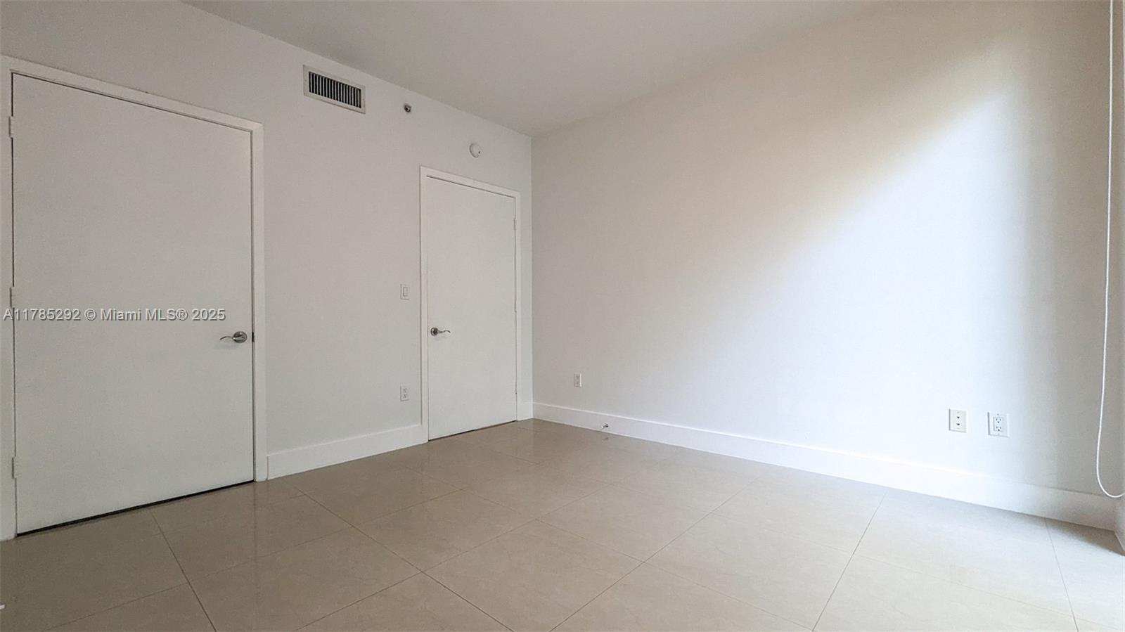 6000 Collins Ave # 103