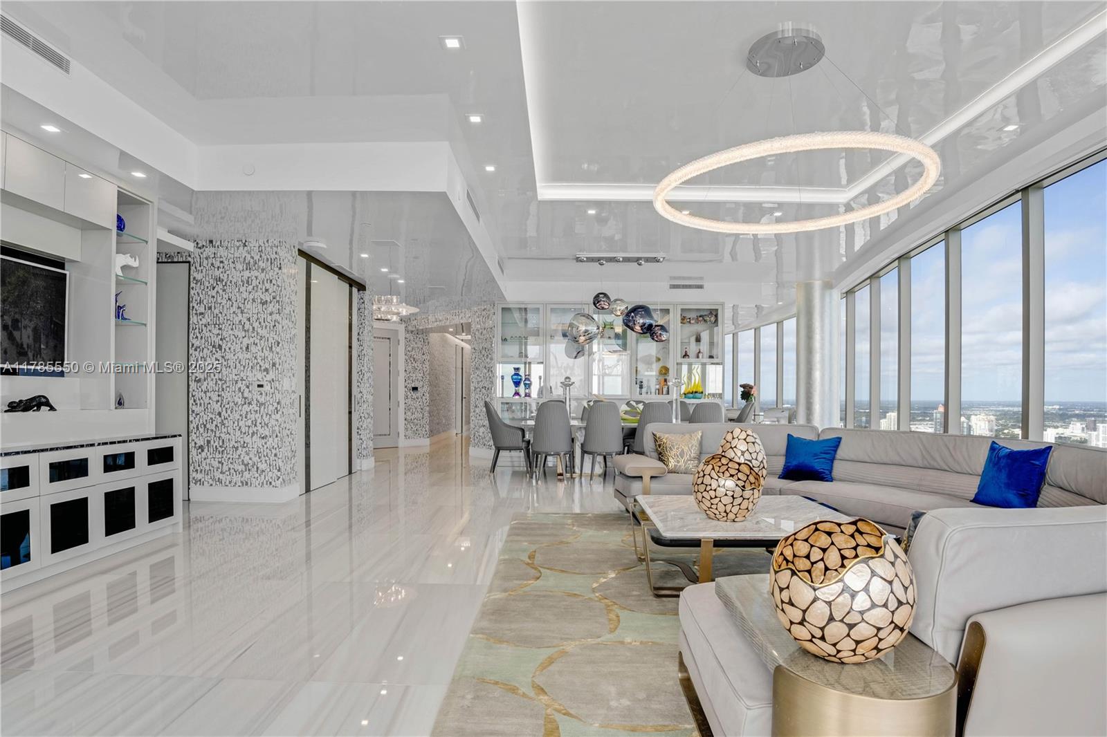 17901 Collins Ave # 4305