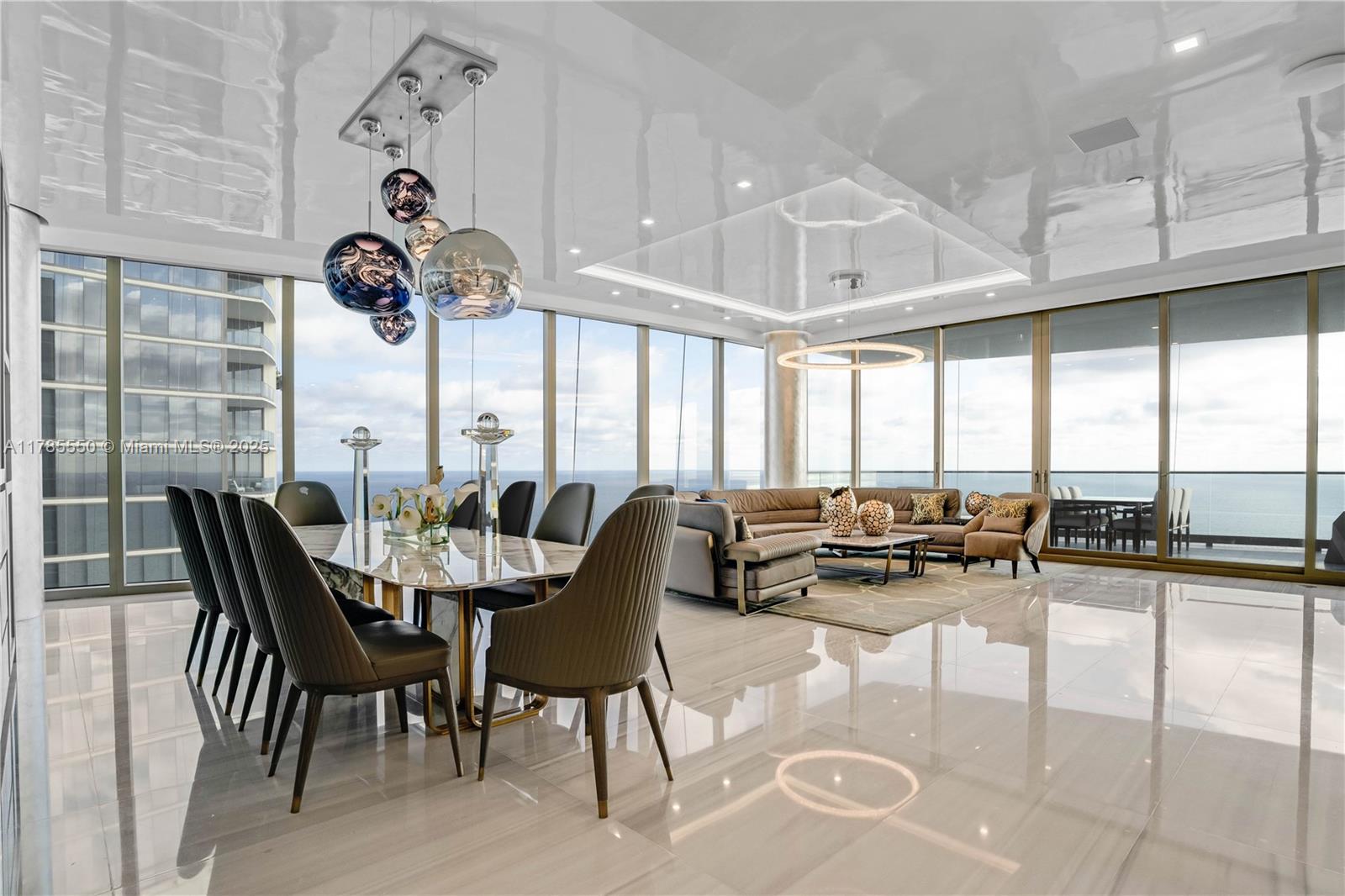 17901 Collins Ave # 4305
