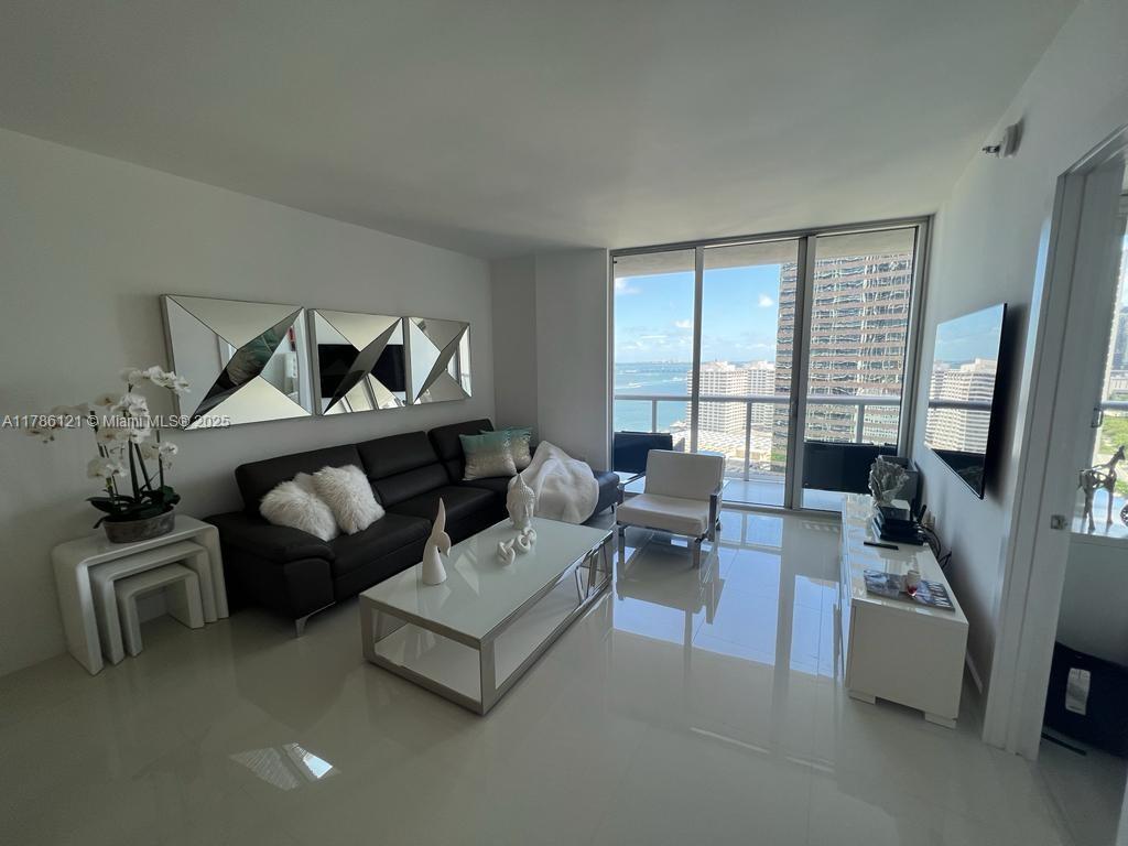 485 Brickell Ave # 2109
