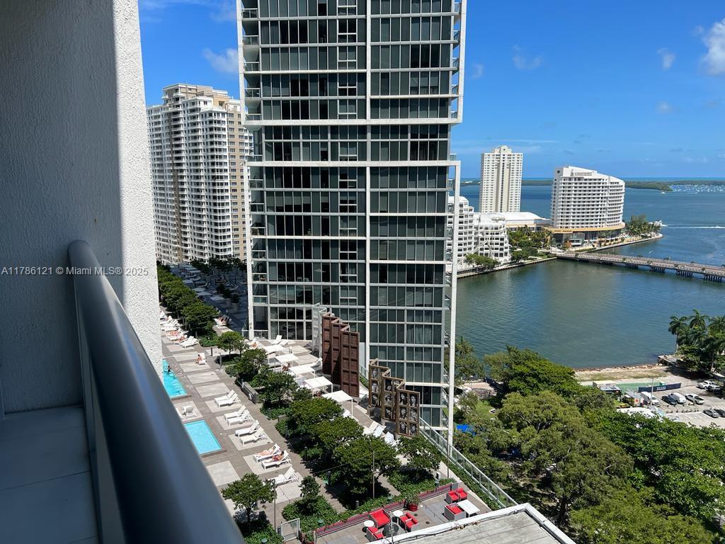 485 Brickell Ave # 2109