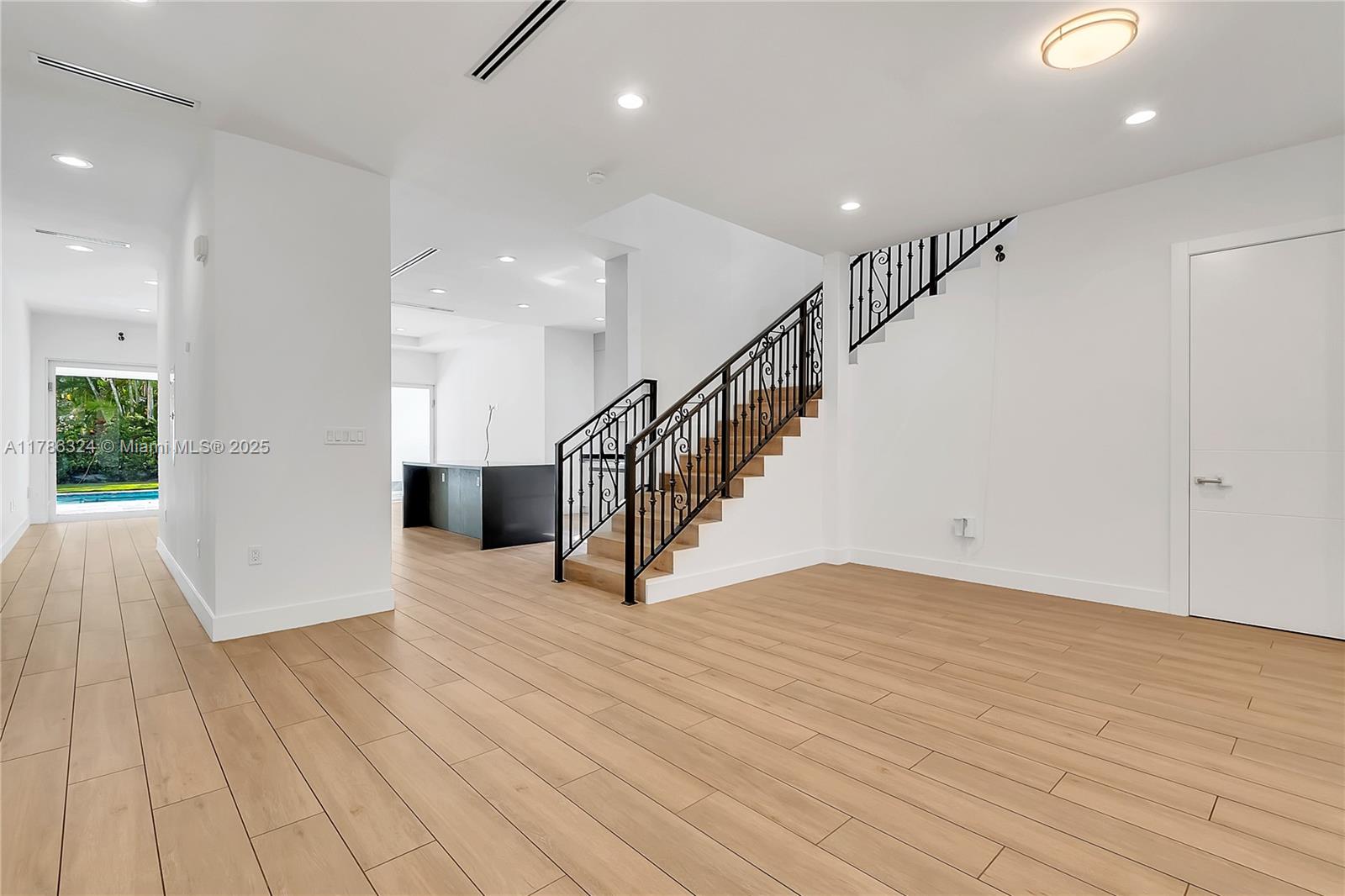 429 SW 23 Rd