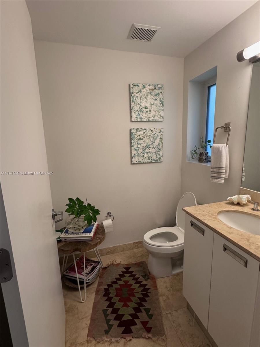 234 Meridian Ave # 1
