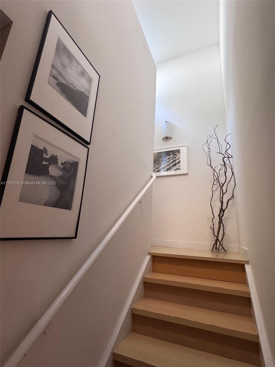 234 Meridian Ave # 1
