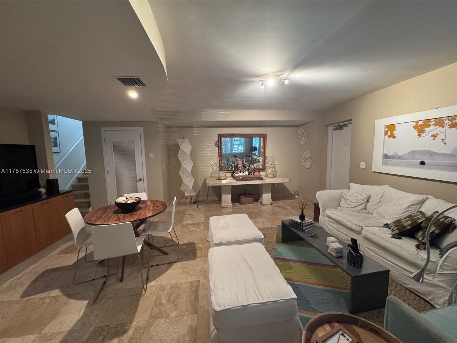 234 Meridian Ave # 1