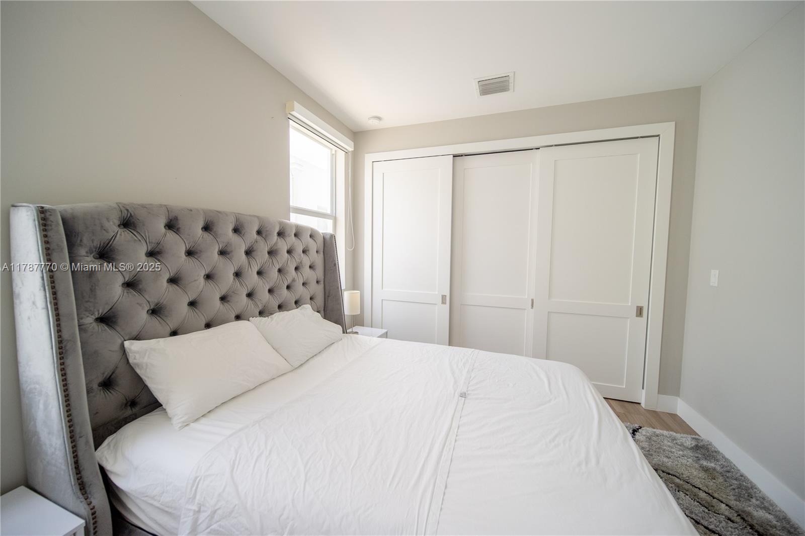 3653 SW 26th St # 3653