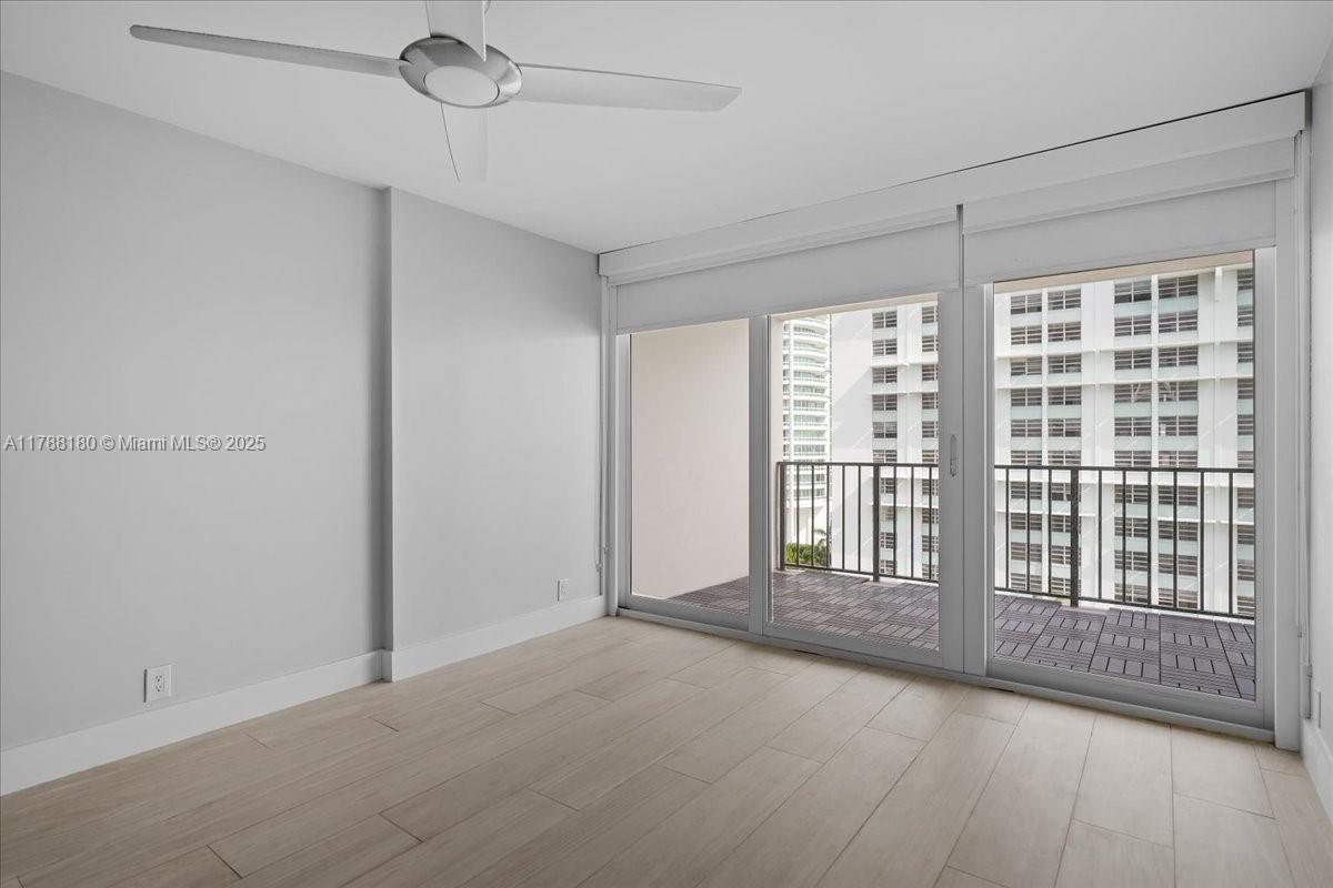 1865 BRICKELL Ave # A1005