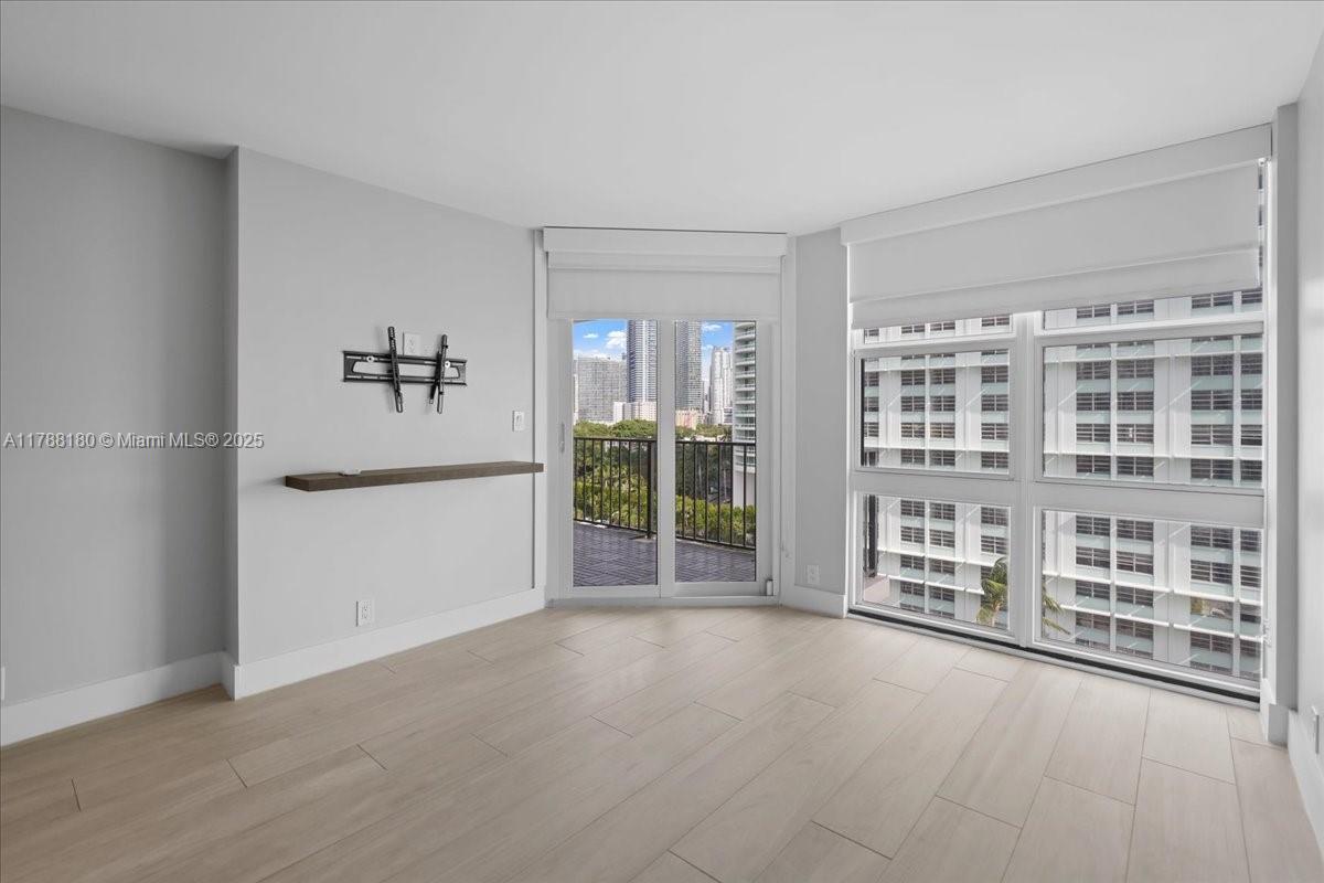 1865 BRICKELL Ave # A1005