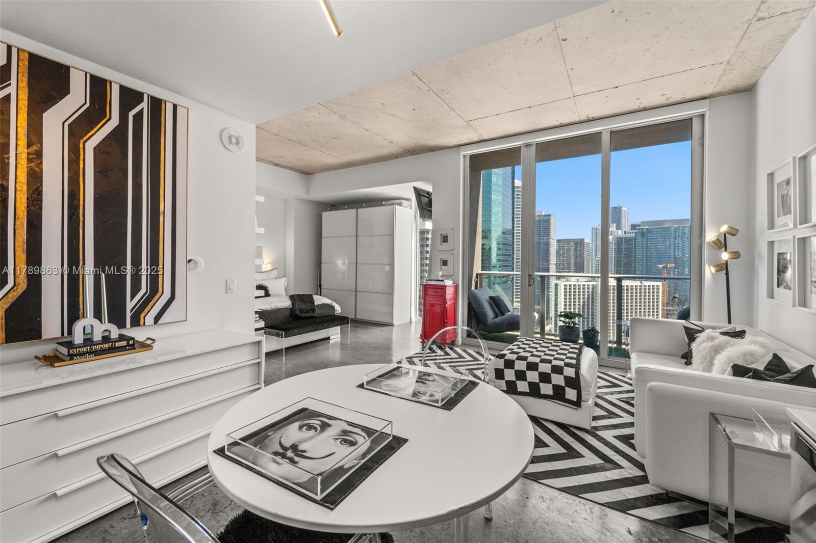 151 SE 1st St # 2809