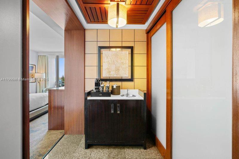10295 Collins Ave # 312