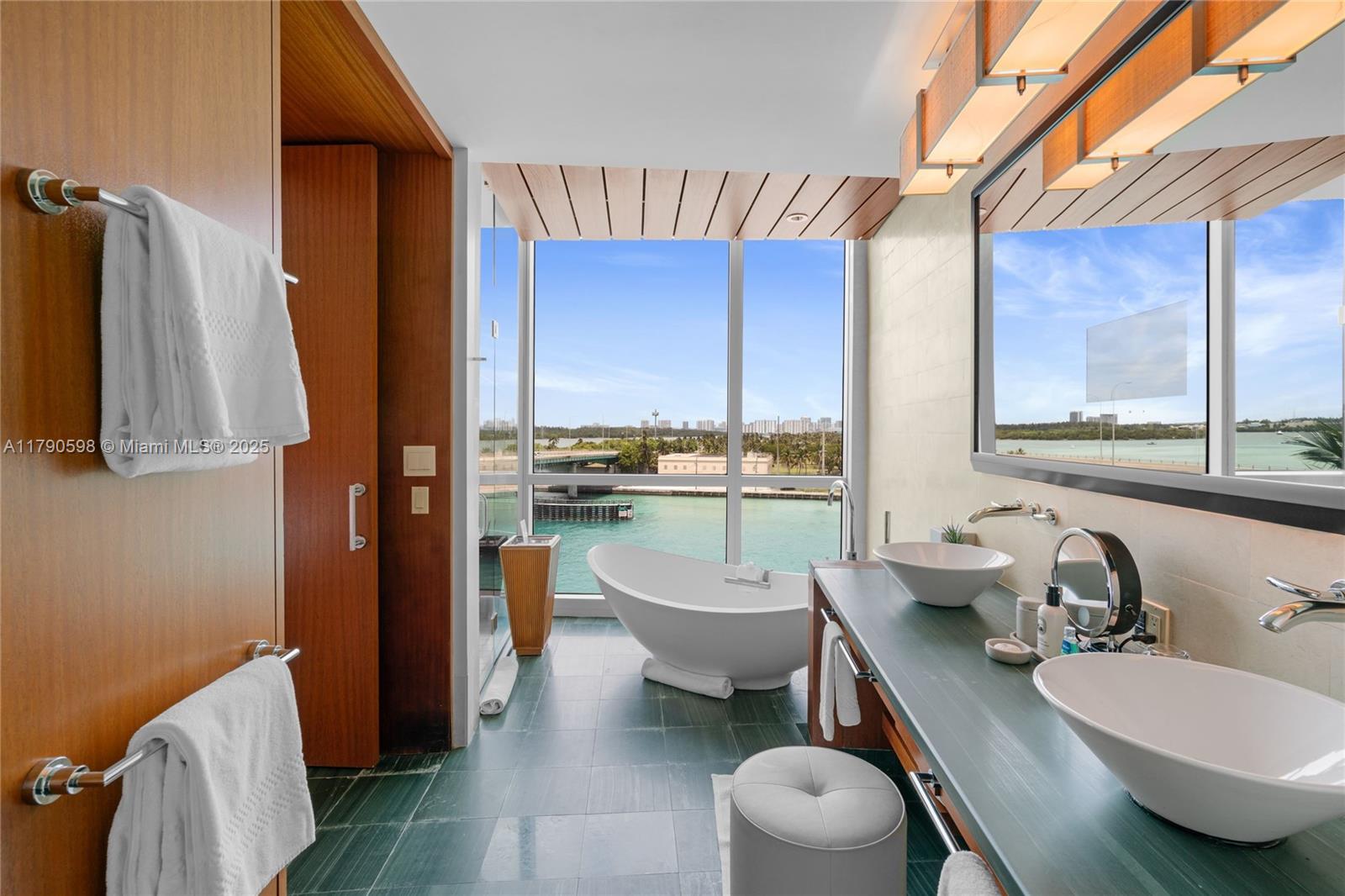 10295 Collins Ave # 312