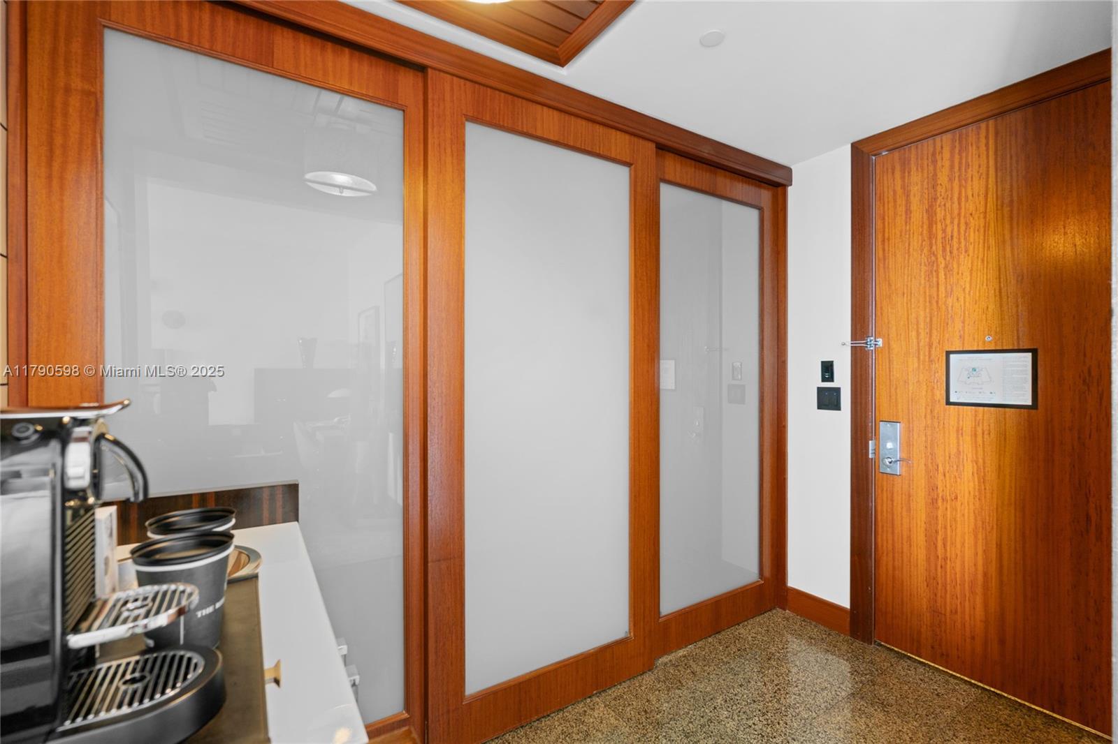 10295 Collins Ave # 312