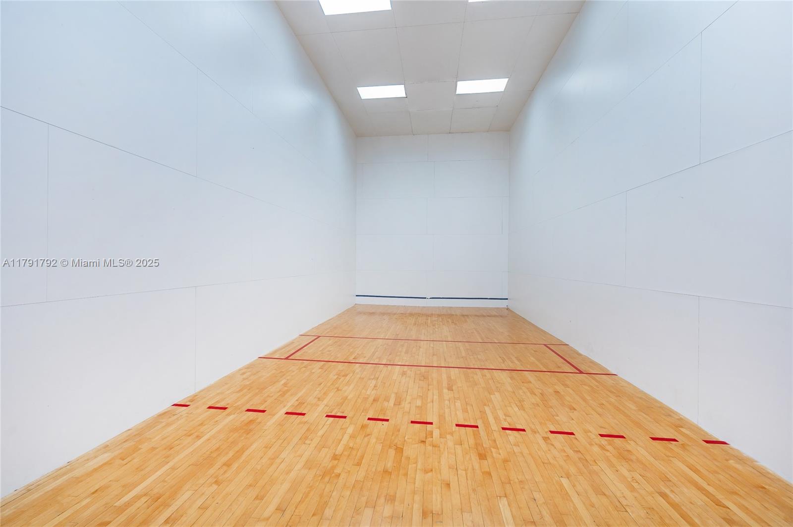 540 Brickell Key Dr # 905