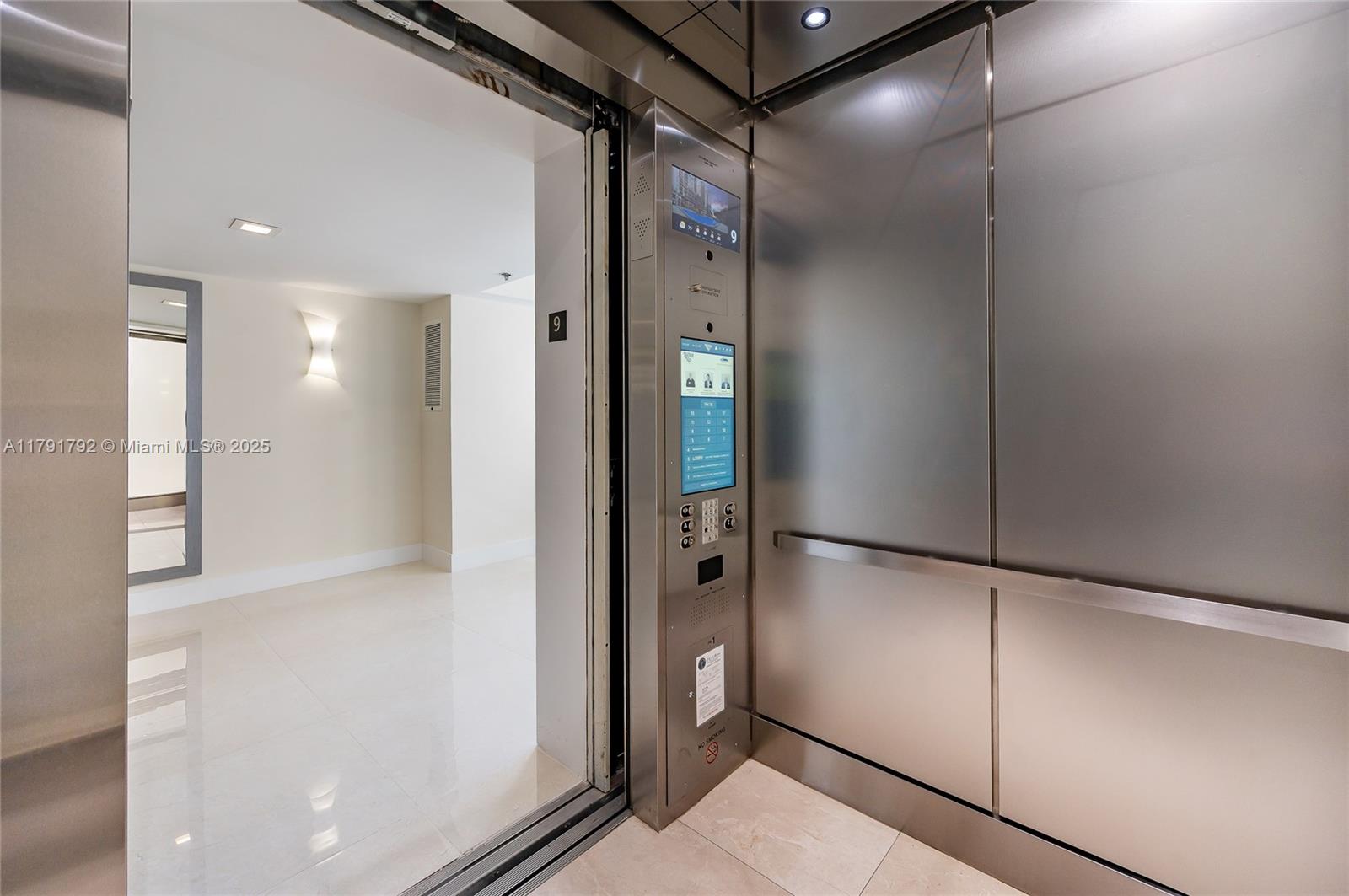 540 Brickell Key Dr # 905