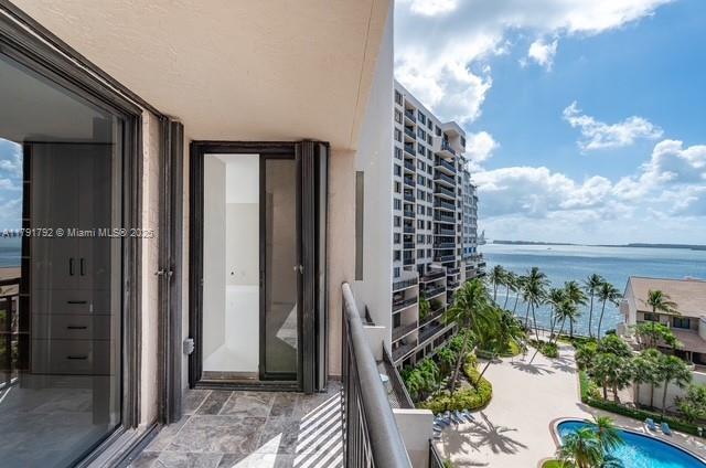 540 Brickell Key Dr # 905