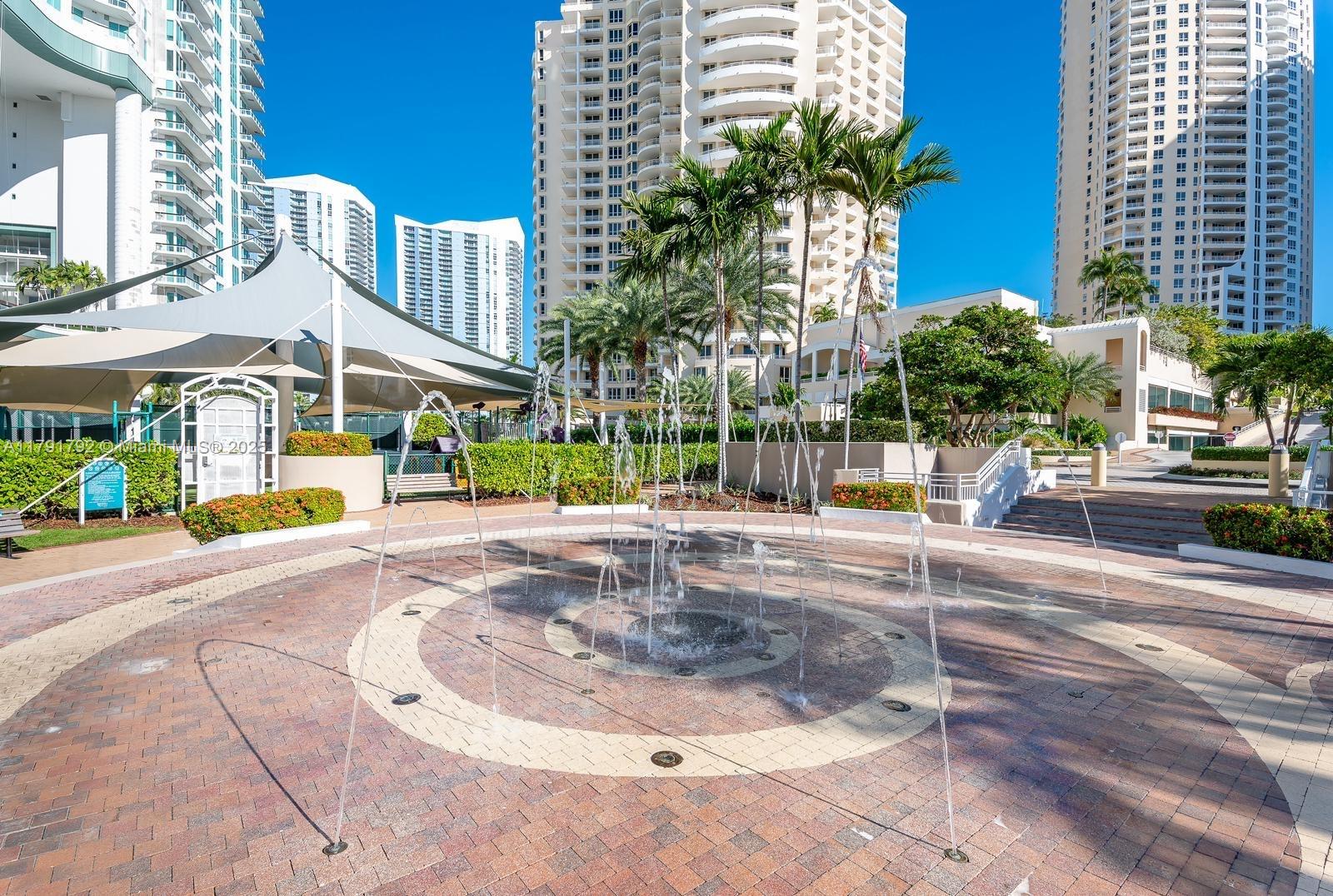 540 Brickell Key Dr # 905