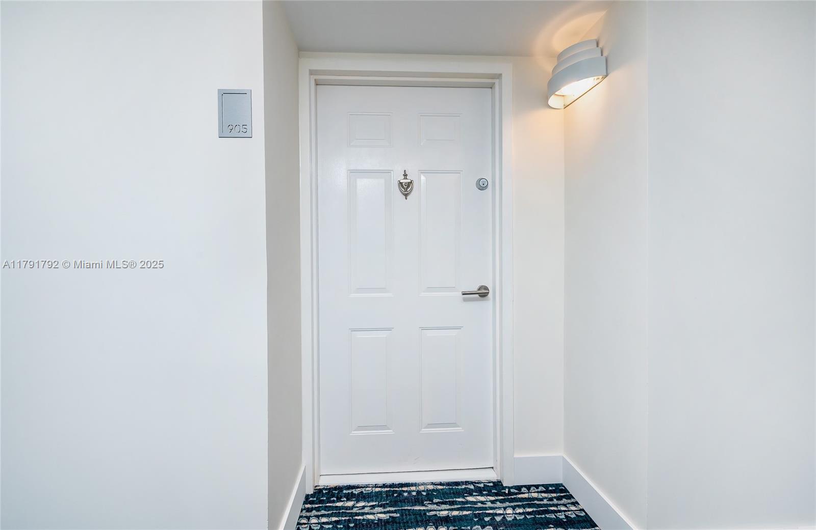 540 Brickell Key Dr # 905