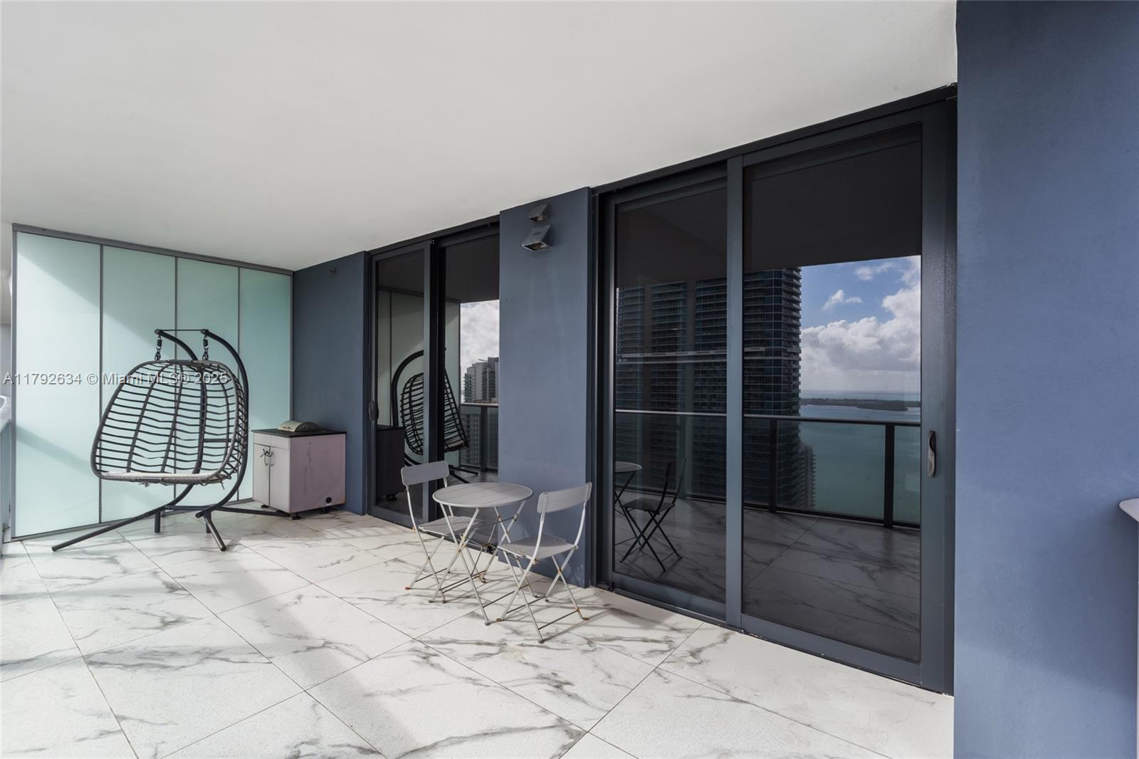 1010 Brickell Ave # 4401