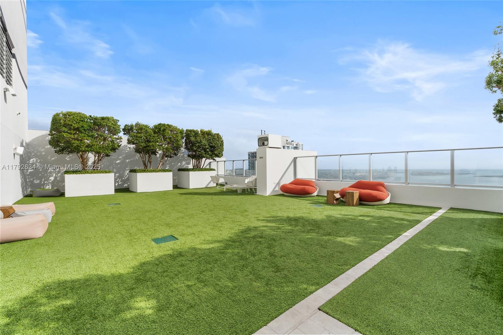 1010 Brickell Ave # 4401
