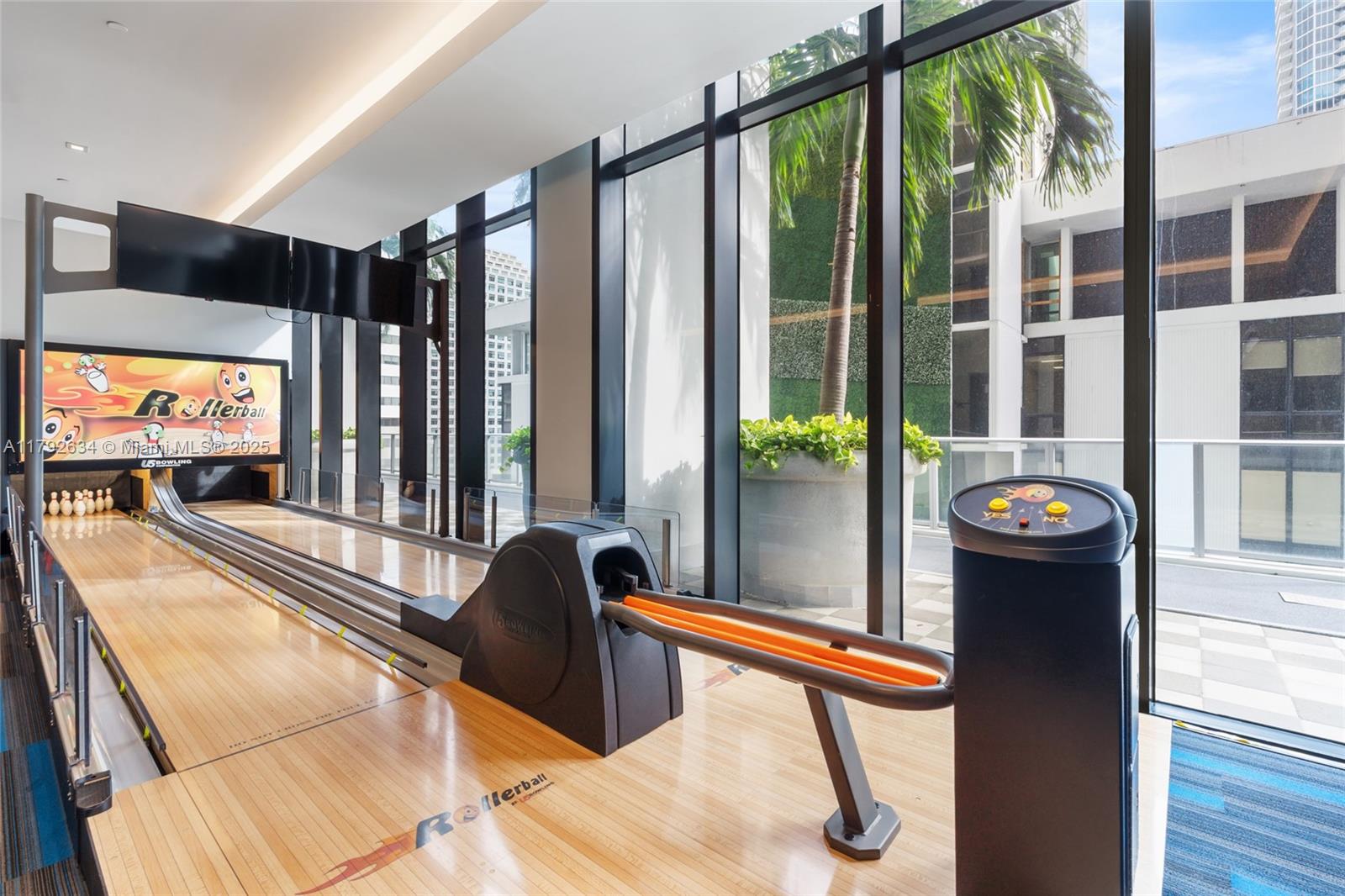 1010 Brickell Ave # 4401
