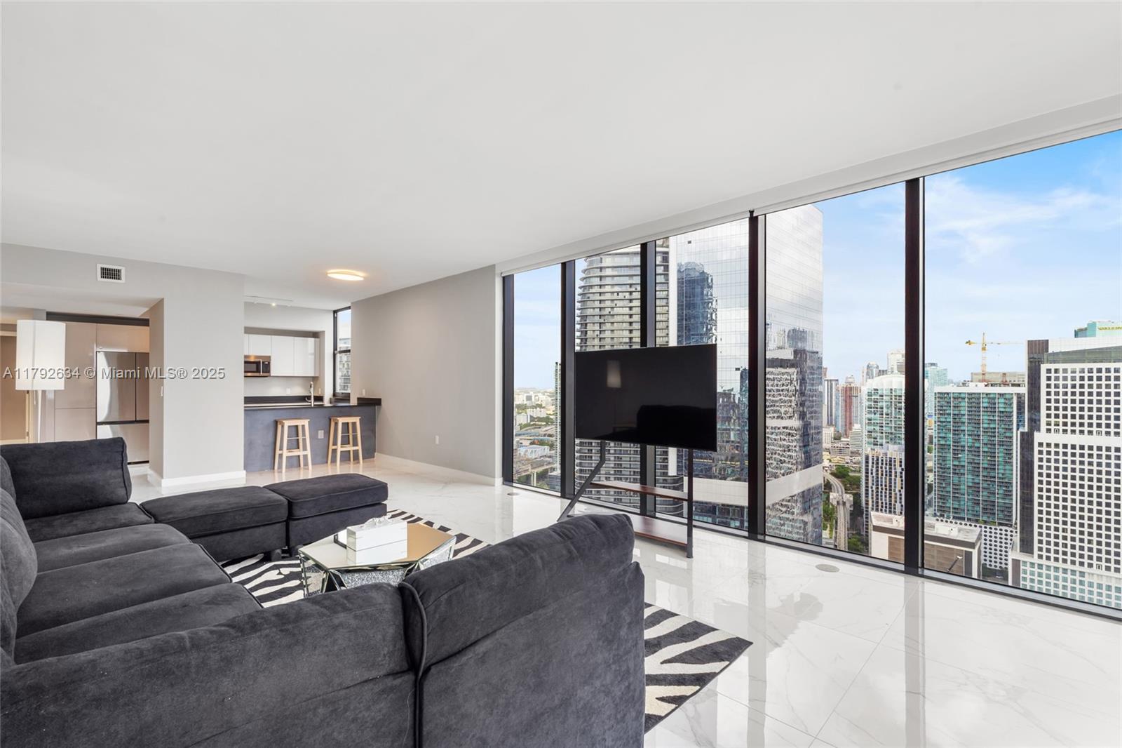 1010 Brickell Ave # 4401