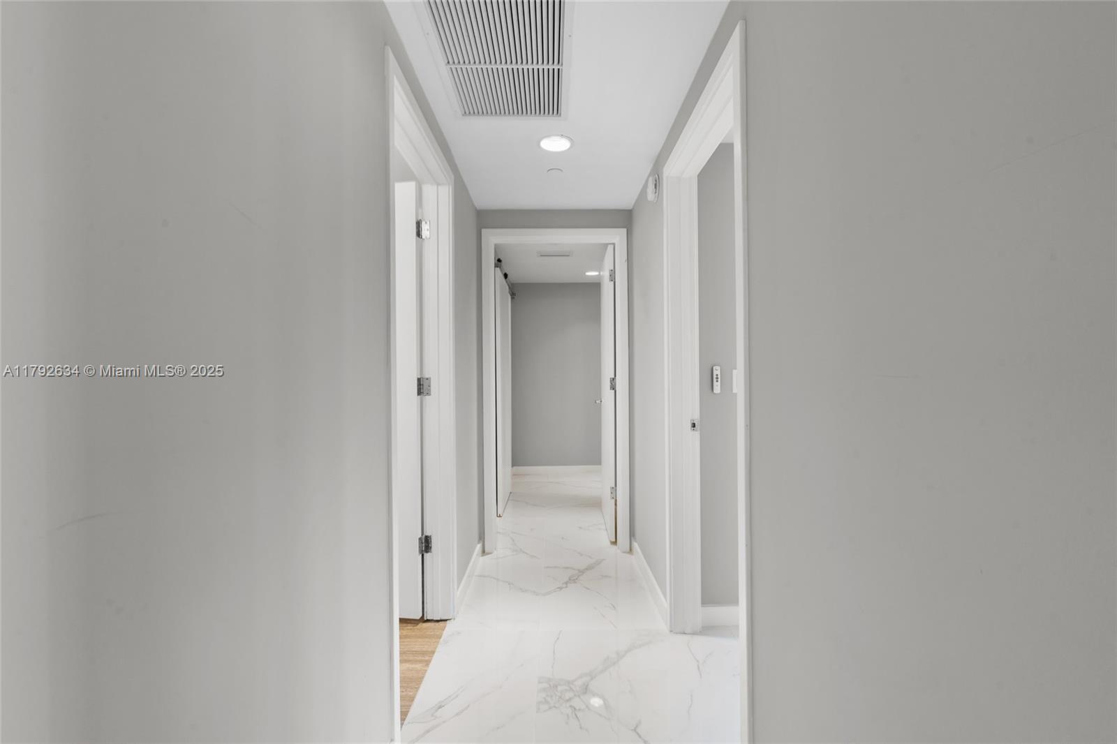 1010 Brickell Ave # 4401