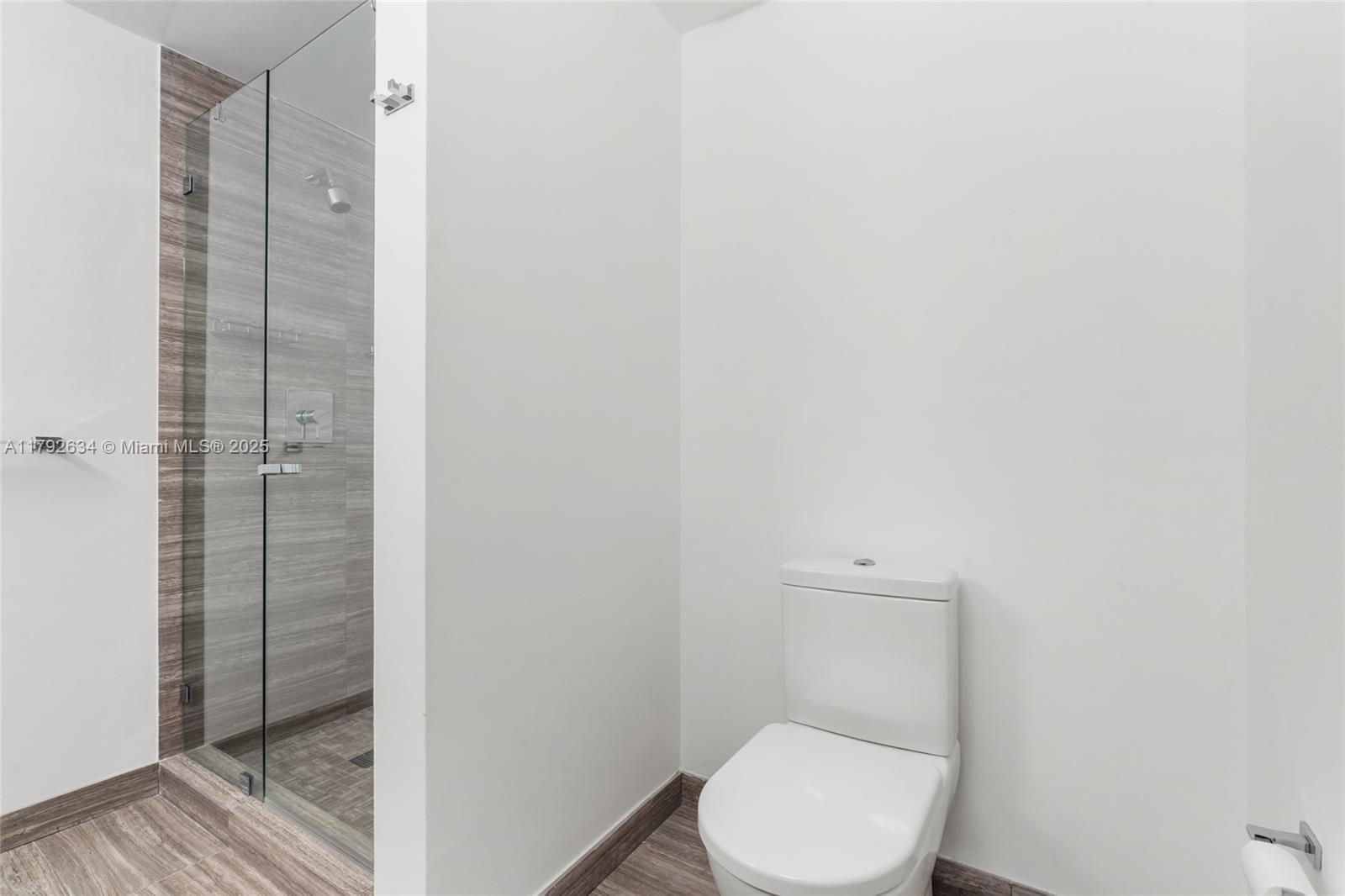 1010 Brickell Ave # 4401